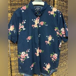 Hollister - Epic Flex,‎ Men’s Size: XL, Blue button up